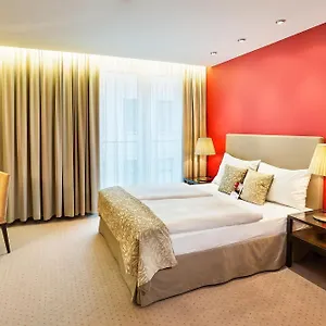 https://austria-trend-savoyen.vienna-besthotels.com